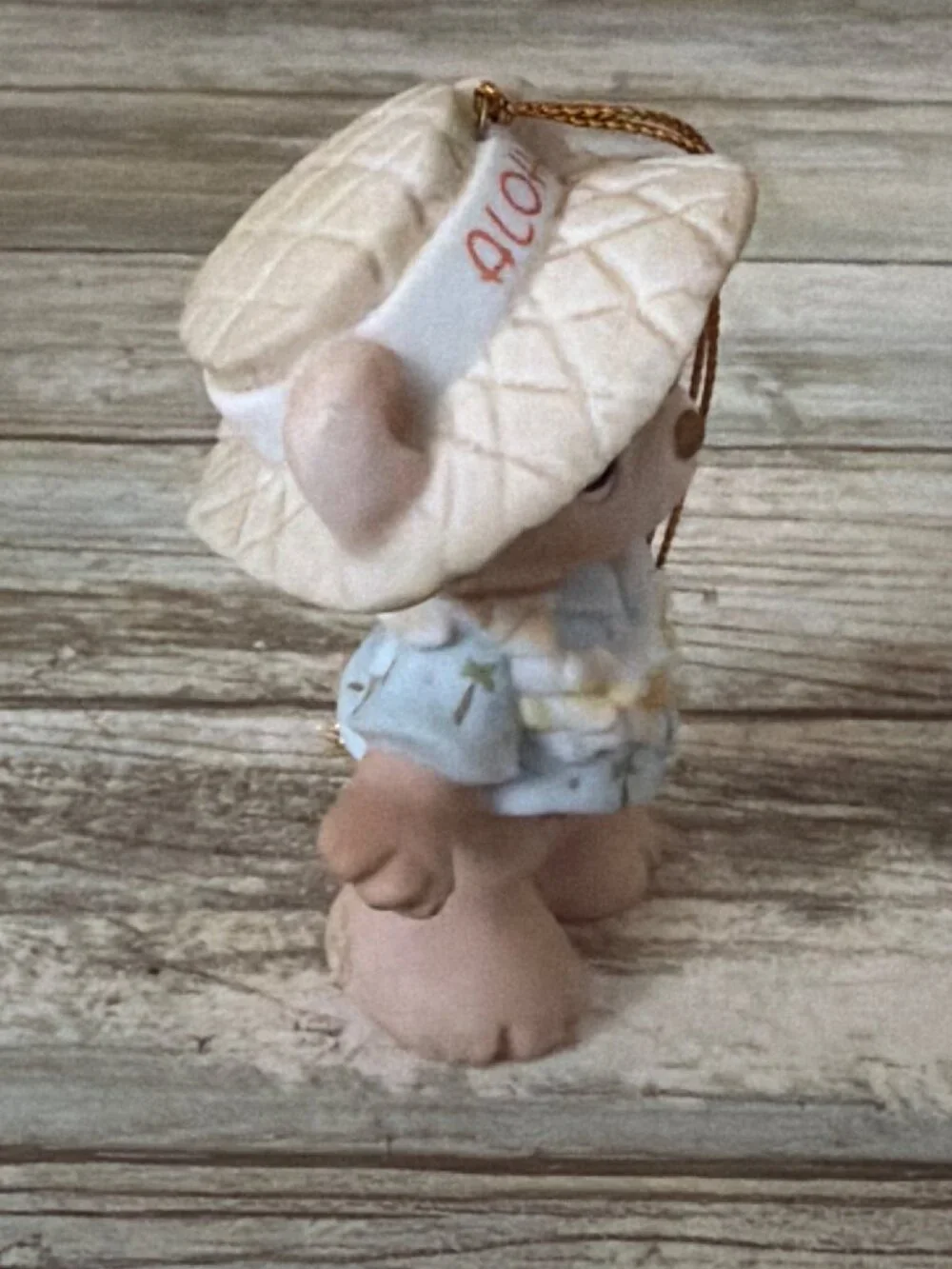Precious Moments 2001 In Paradise 101549 + Aloha Bear Ornament 101550 Set